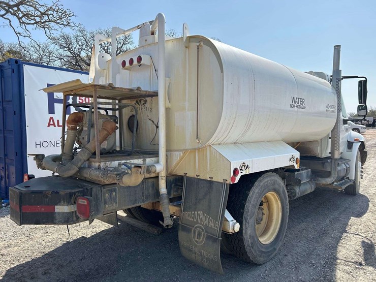 2007-international-durastar-4400-image-3