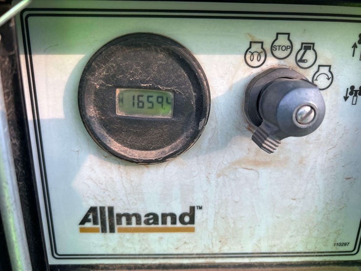 2019-allmand-bros-night-lite-v-series-image-6