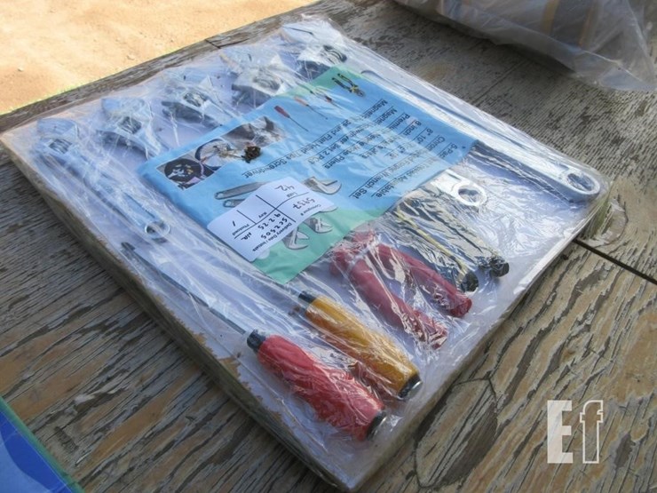 tool-set,-heat-treated-adjustable-8",-10",-12",-15-image-3