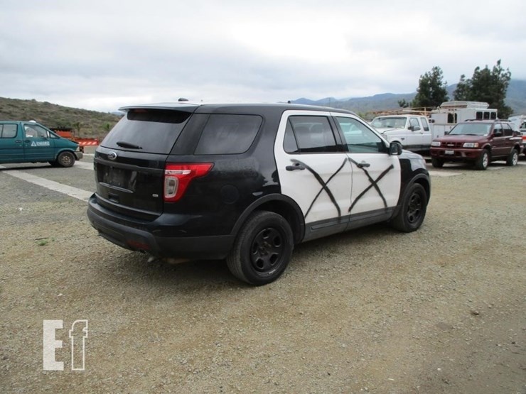 2014-ford-explorer-image-3