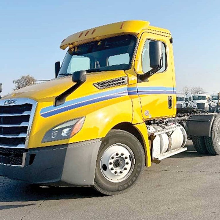 2019 FREIGHTLINER CASCADIA 126