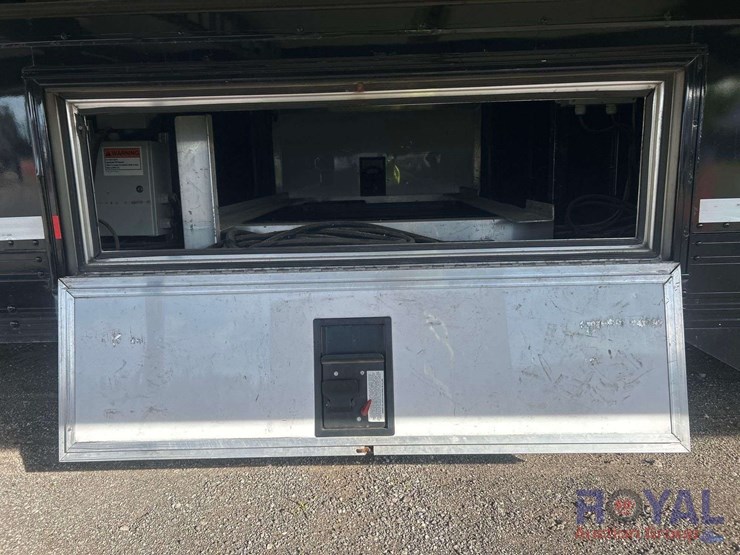 2008-featherlite-trailer-with-generator-,-vin-#-4fge853218c108480-generator-vin--4tcsu18516h185904-image-15