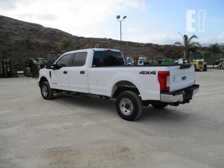 2017-ford-f250-image-4