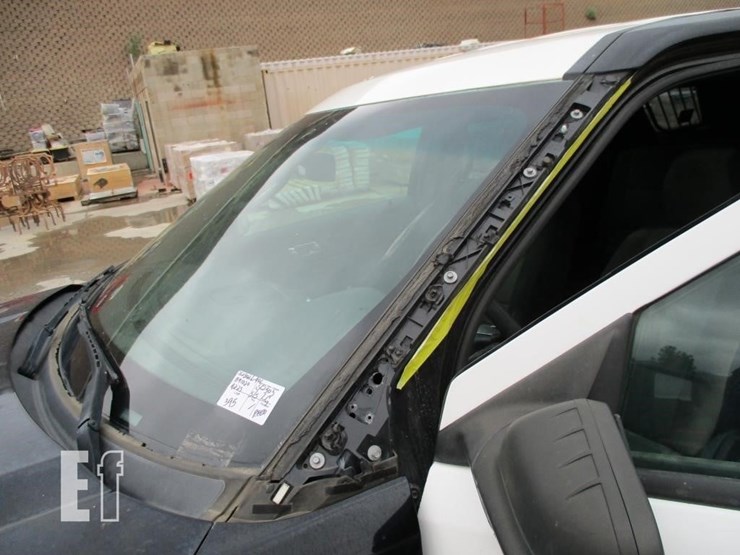 2014-ford-explorer-image-13