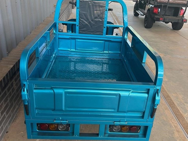 2025-irlanch-iret13-electric-tricycle-image-4