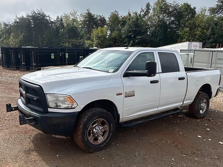 2013-dodge-ram-2500-image-1
