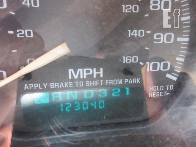 2001-gmc-3500-image-21