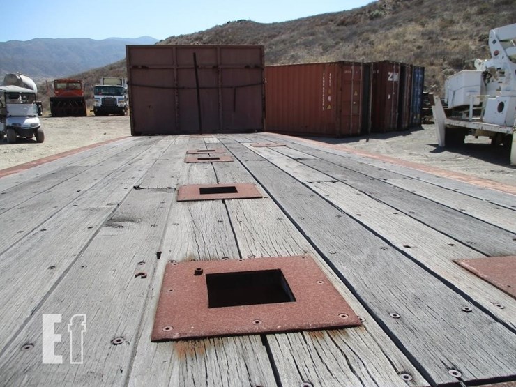 2000-utility-flatbed-image-4