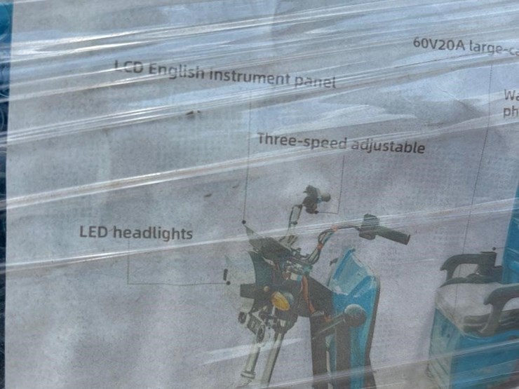 2025-irlanch-iret13-electric-tricycle-image-4