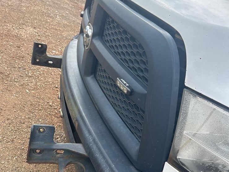 2013-dodge-ram-2500-image-8