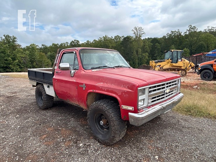 1986-chevrolet-silverado-image-1