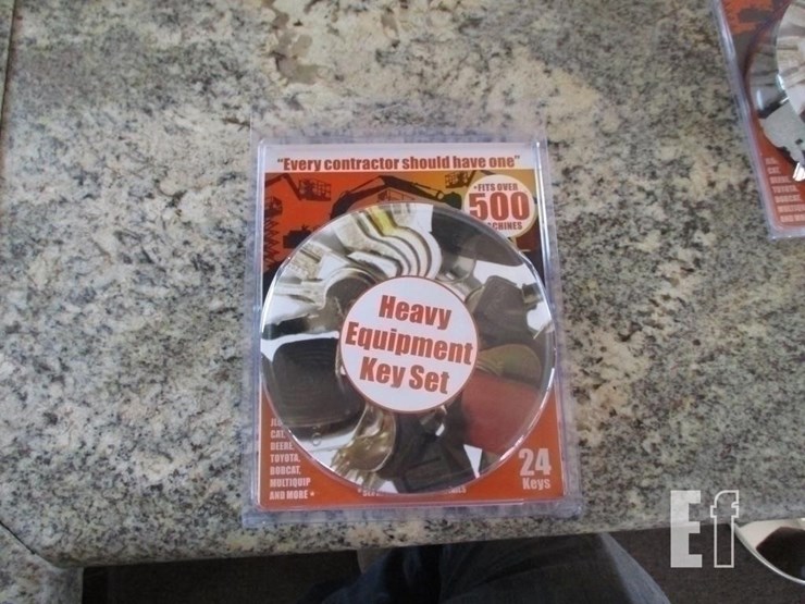 heavy-equipment-24-key-set,-fits-over-500-differen-image-1
