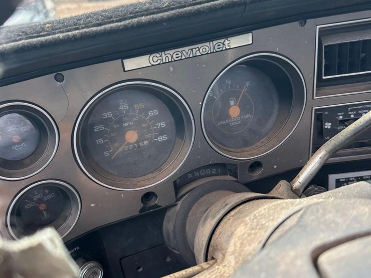 1986-chevrolet-silverado-image-23