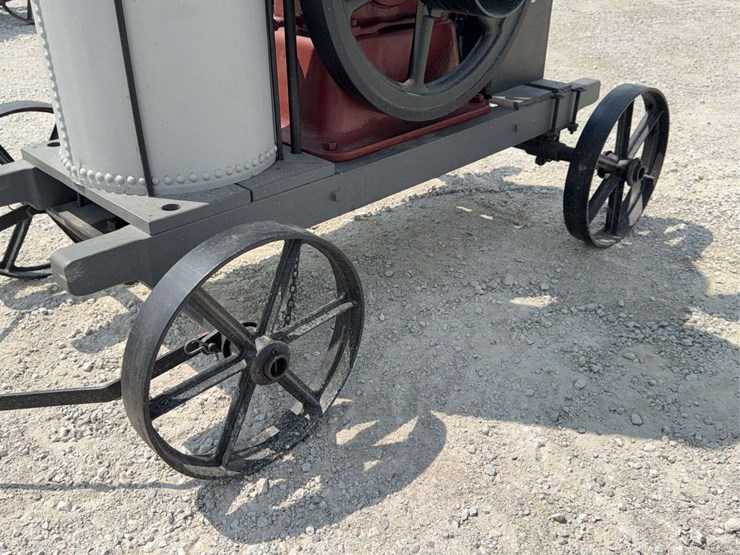3-hp-international-harvester-“famous”-vertical-engine-image-39