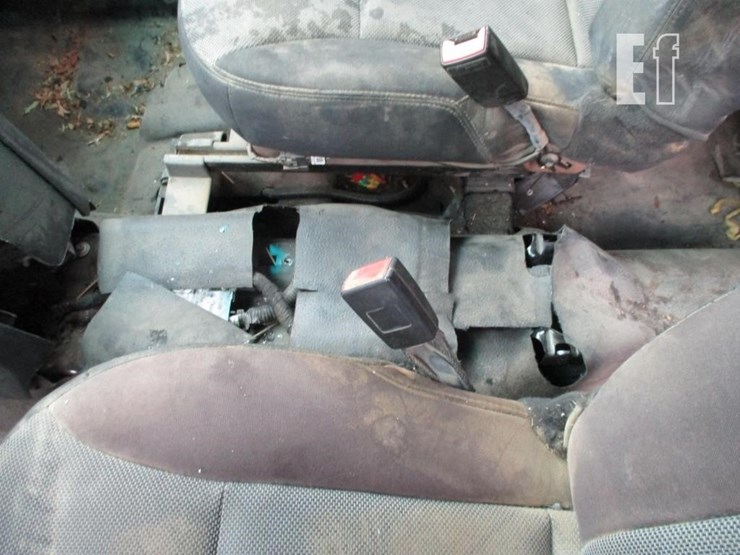 2014-ford-explorer-image-9