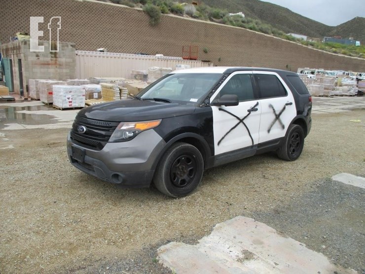 2014-ford-explorer-image-1