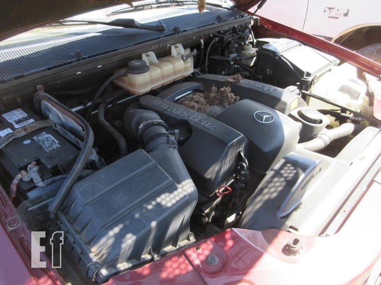2001-mercedes-benz-ml320-image-7