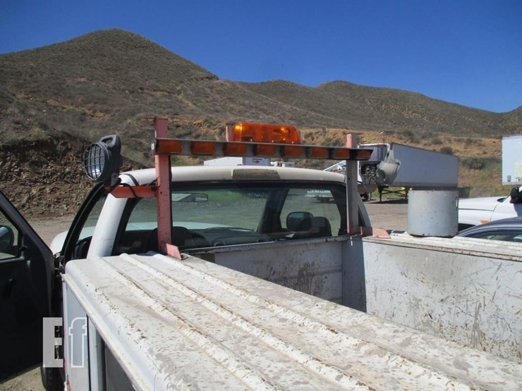 2002-dodge-2500-image-12