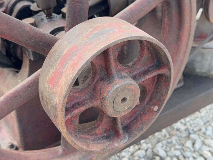 international-tom-thumb-engine-image-16