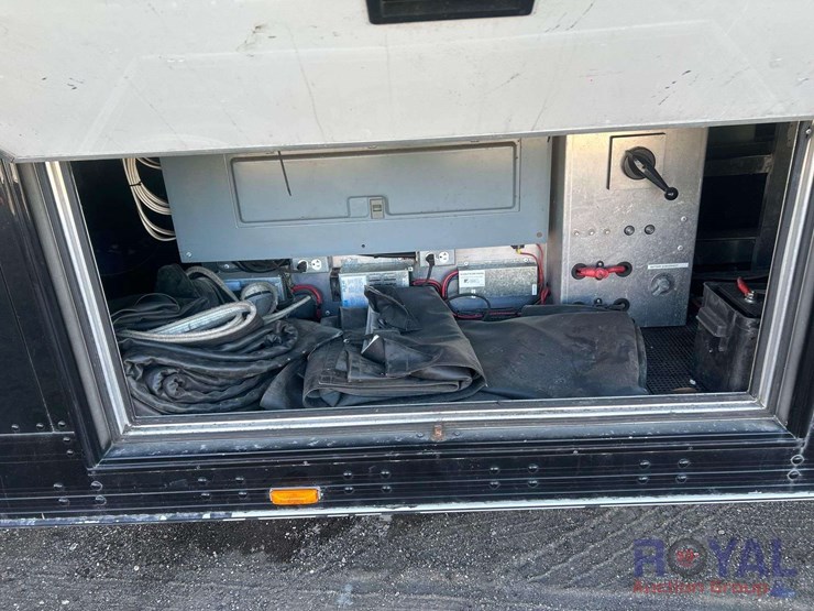 2008-featherlite-trailer-with-generator-,-vin-#-4fge853218c108480-generator-vin--4tcsu18516h185904-image-21