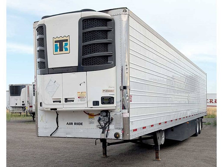 2019-utility-3000r-image-1
