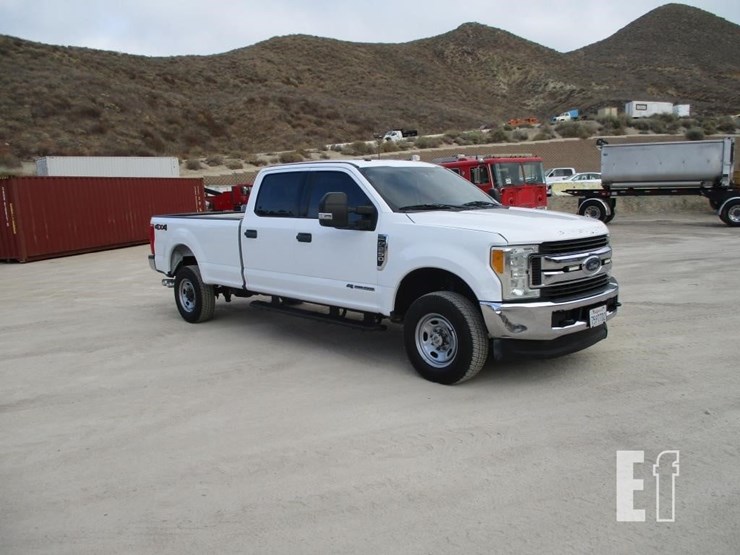 2017-ford-f250-image-2