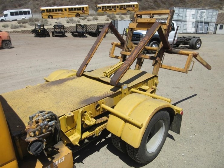 2001-gmc-3500-image-11