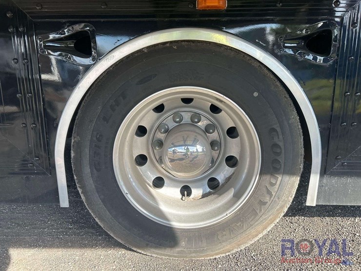 2008-featherlite-trailer-with-generator-,-vin-#-4fge853218c108480-generator-vin--4tcsu18516h185904-image-44