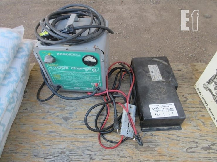 ez-go-textron-total-charge-batter-charger,-120-vol-image-1