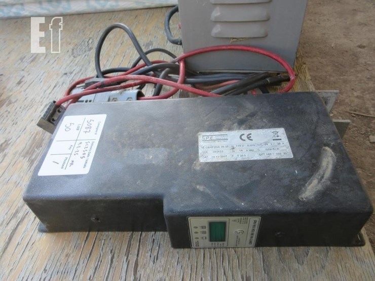 ez-go-textron-total-charge-batter-charger,-120-vol-image-6