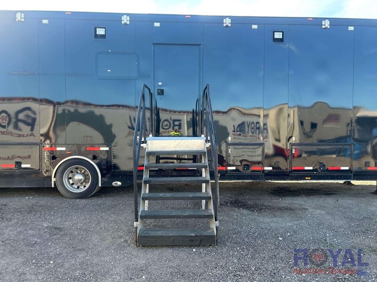 2008-featherlite-trailer-with-generator-,-vin-#-4fge853218c108480-generator-vin--4tcsu18516h185904-image-26