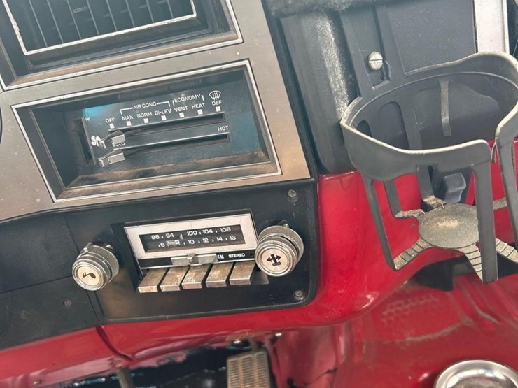 1986-chevrolet-silverado-image-22