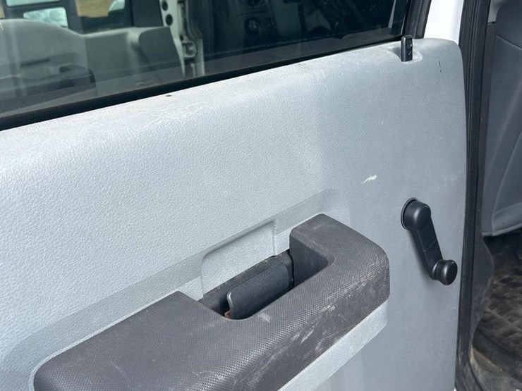 2014-ford-f450-image-35