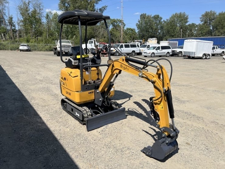 2025-cfg-qk18r-mini-hydraulic-excavator-image-2