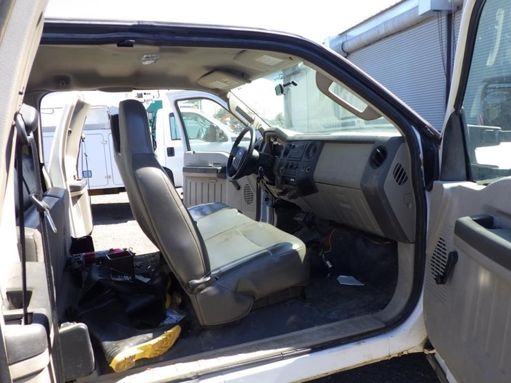 2010-ford-f250-image-6