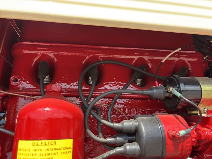 farmall-240-image-21