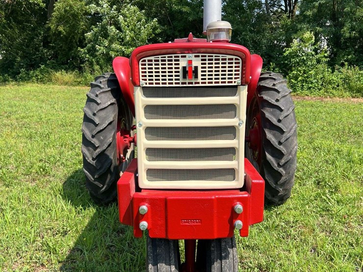 farmall-340-image-5