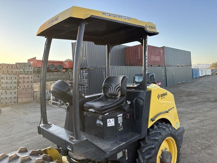 2018-bomag-bw124pdh-5-image-21