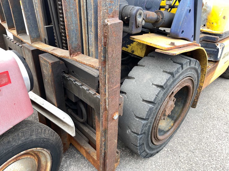 #1982-•-komatsu-forklift-(o4)-image-79