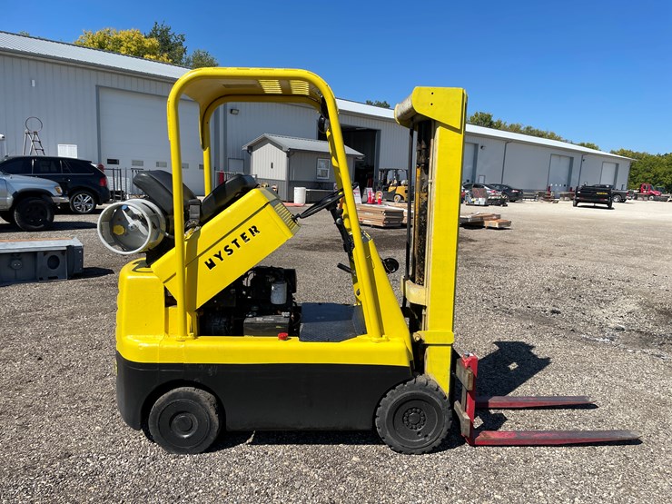 #1039-•-hyster-lp-forklift-image-29