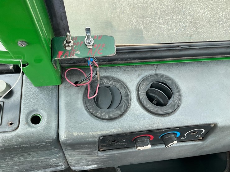 2006-deere-1010d-image-46