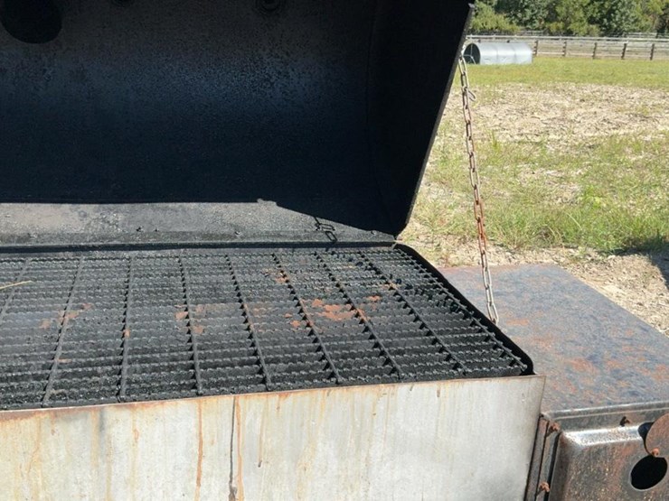 #110-•-bbq-smoker-and-trailer-image-29
