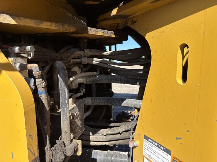 deere-844k-image-23