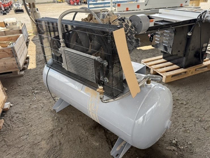 belaire-6312he-120-gallon-air-compressor-image-3