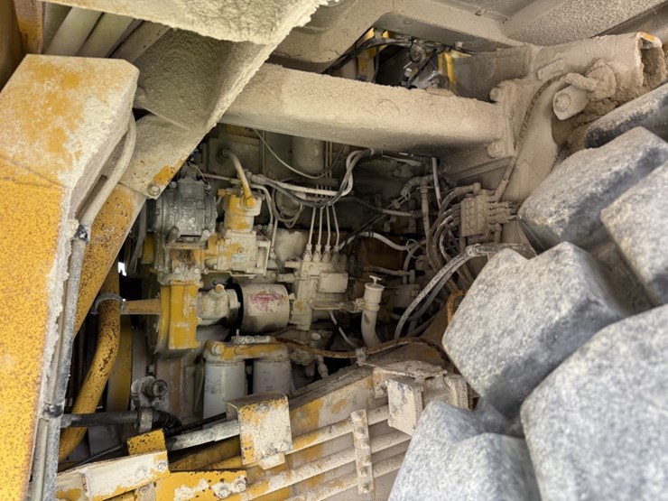 komatsu-hd465-5-image-69
