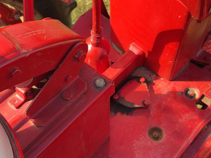 farmall-400-diesel-high-crop-image-39