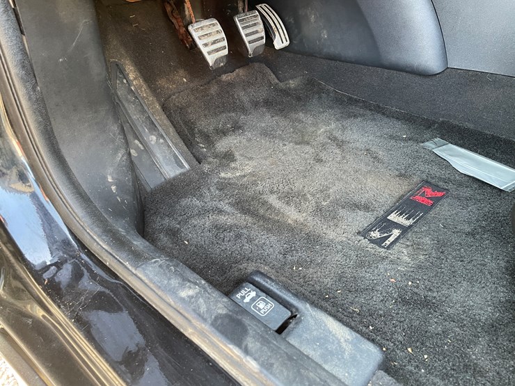 #1024-•-2010-nissan-sentra-ser-spec-v-sedan-(has-wi-title)-image-34