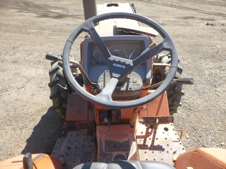 kubota-l2850d-image-8