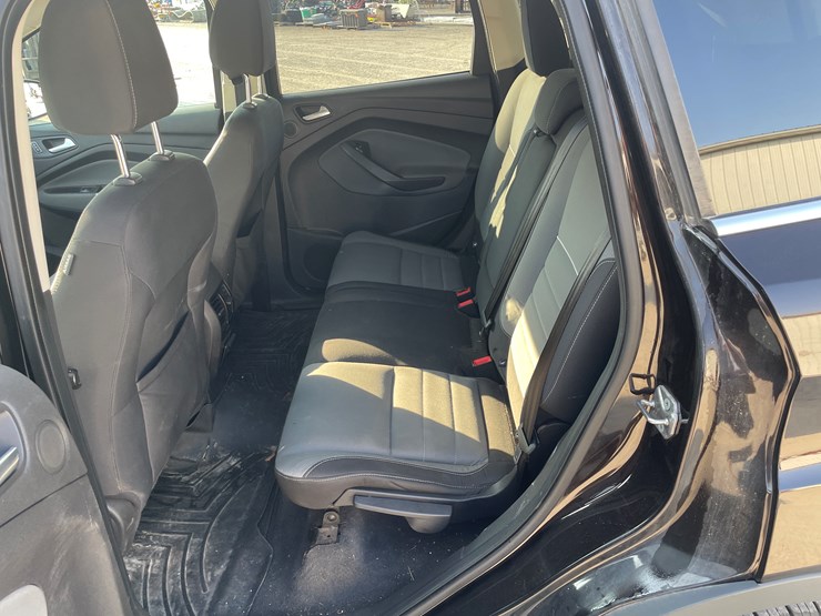 2013-ford-escape-se-image-25
