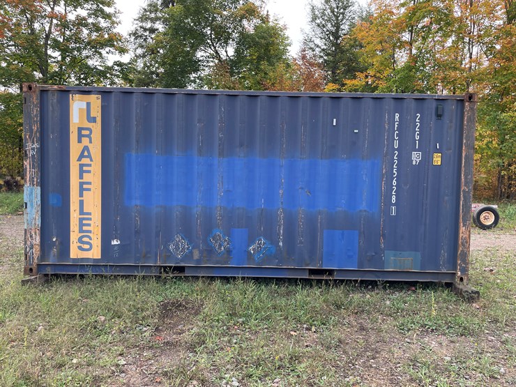 #8106-•-20'-standard-height-shipping-container-image-4